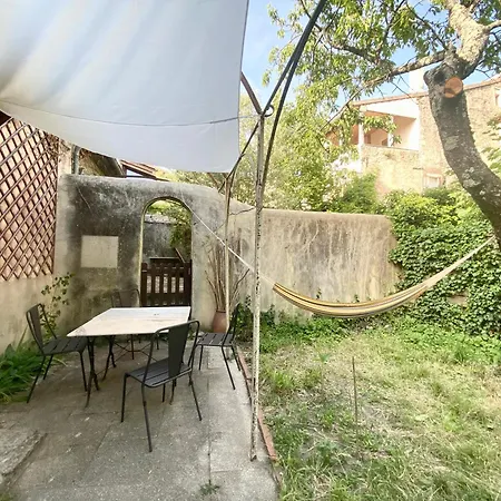 House With Garden - Center 迪约勒菲
