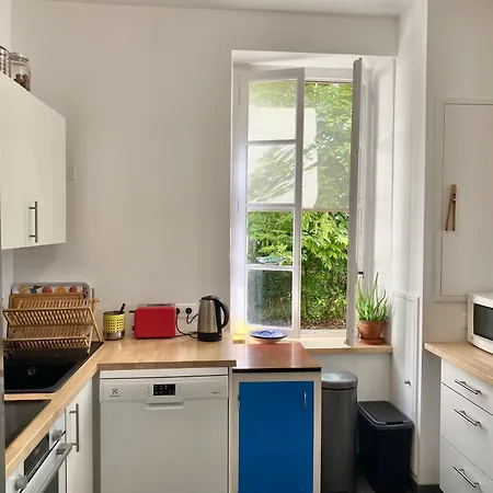 House With Garden - Center 度假居 迪约勒菲