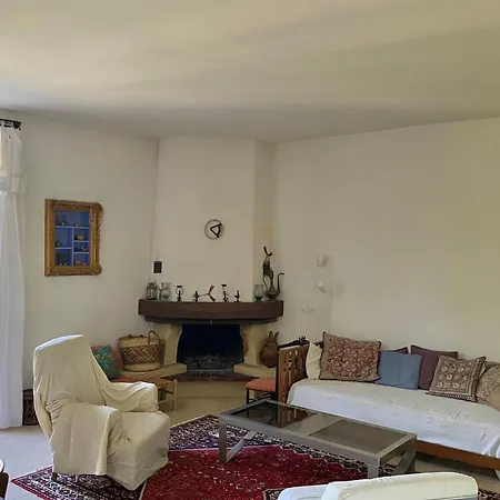度假居 House With Garden - Center *