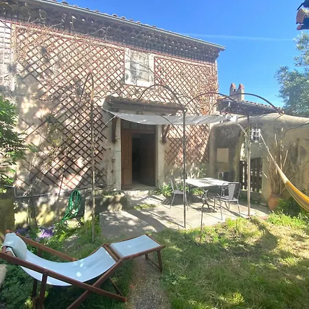 House With Garden - Center 度假居 迪约勒菲